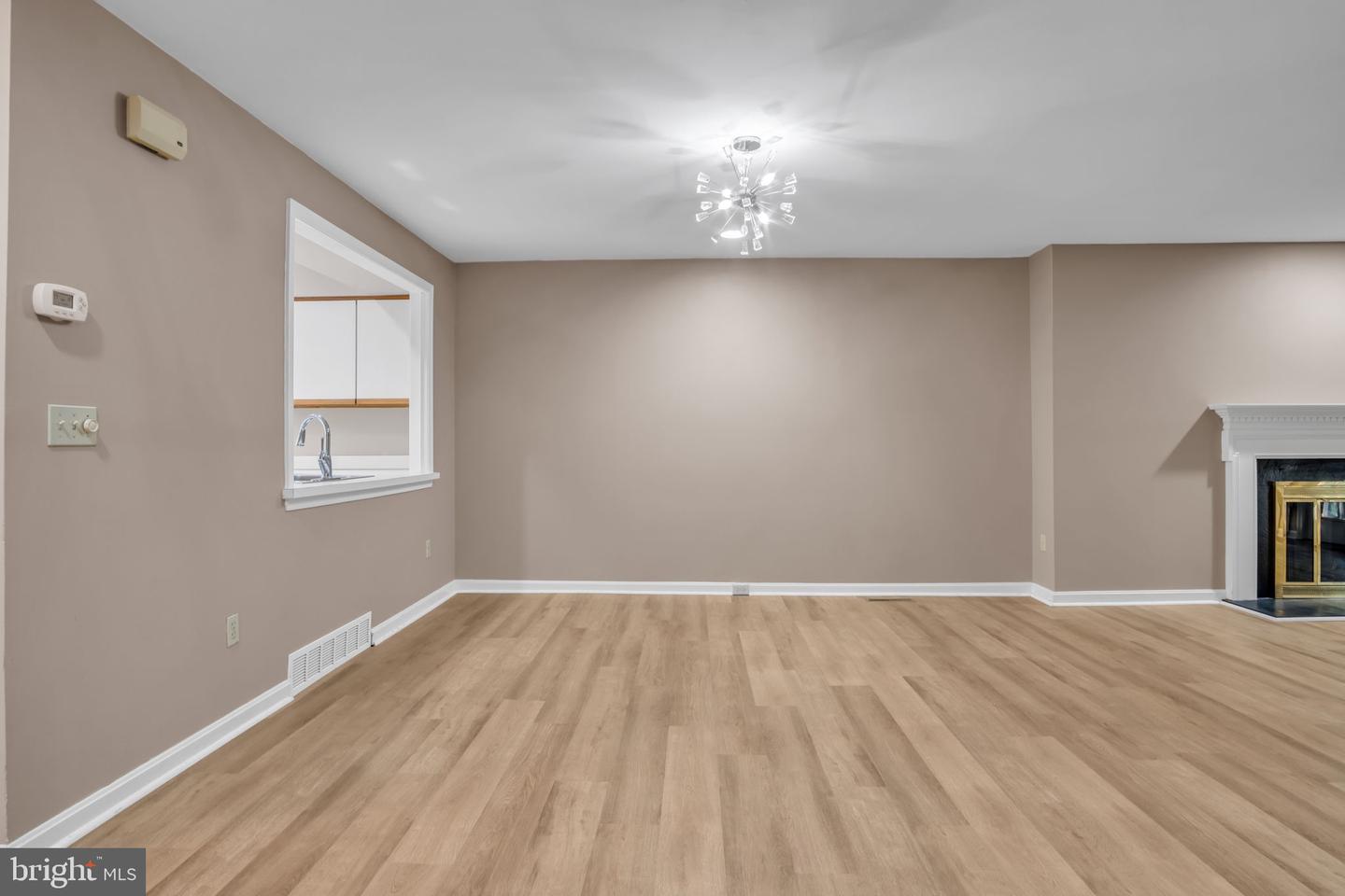1127 Wicklow Ct Property Photo 15