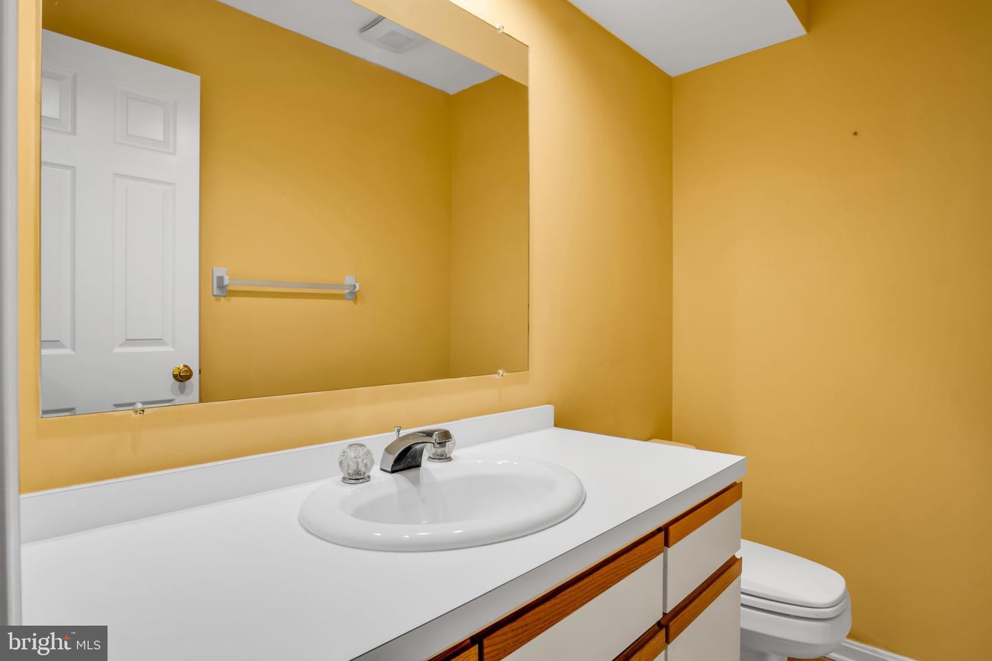 1127 Wicklow Ct Property Photo 23
