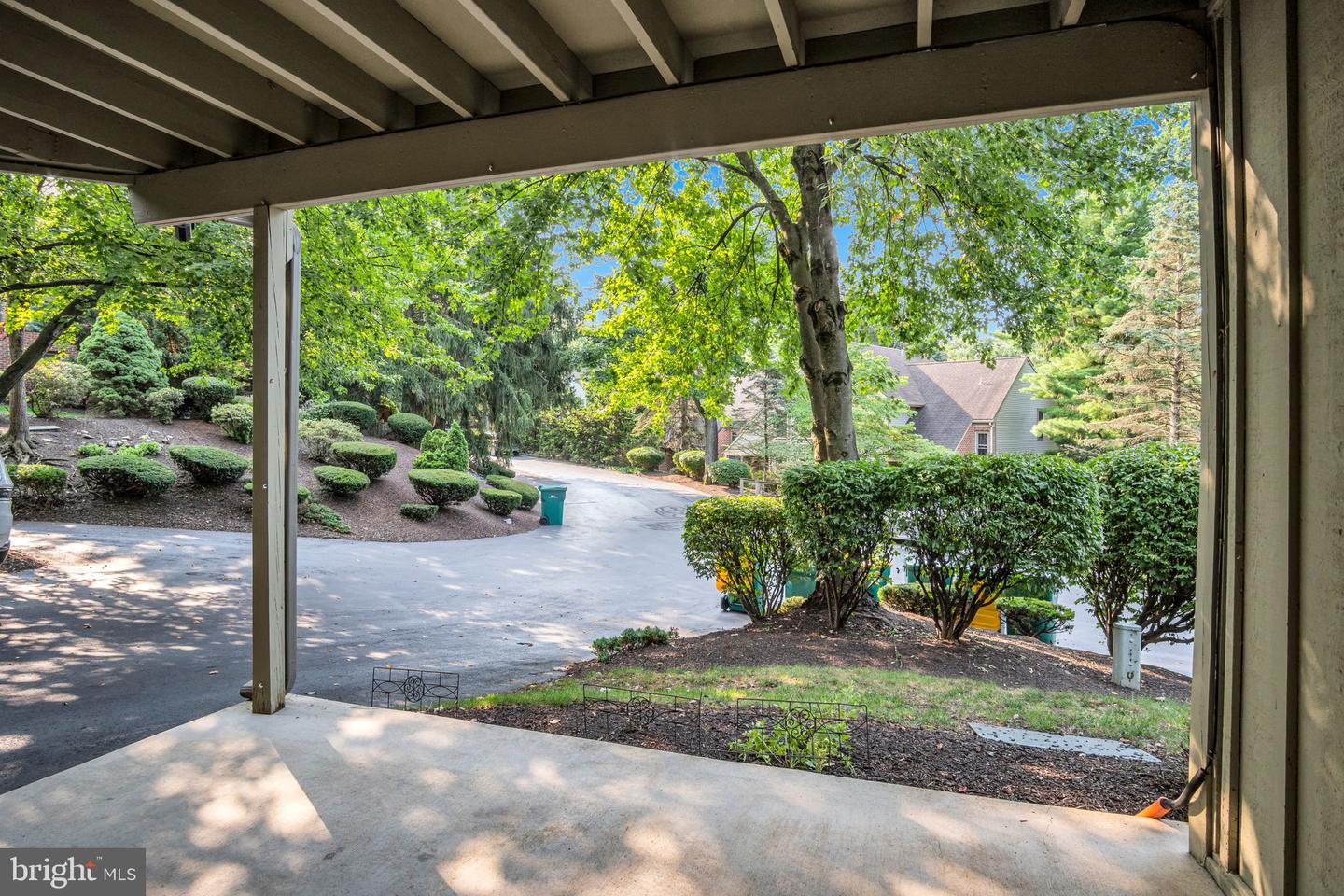 1127 Wicklow Ct Property Photo 41