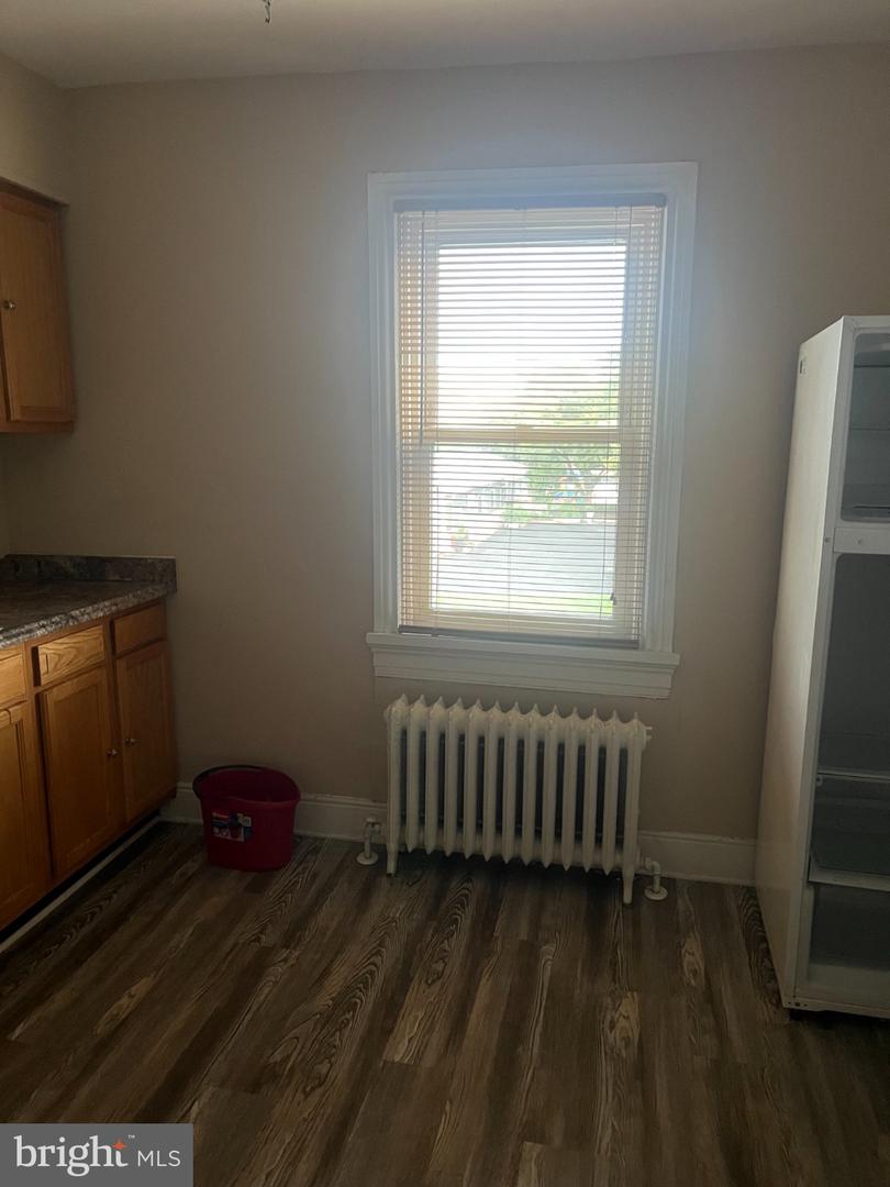 6120 Jonestown Rd #2e Property Photo 9
