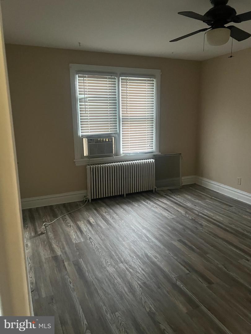 6120 Jonestown Rd #2e Property Photo 10