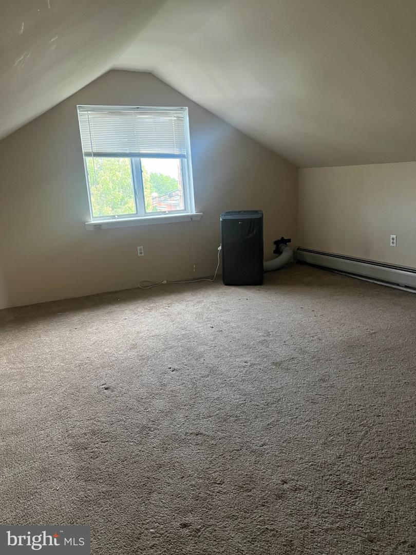 6120 Jonestown Rd #2e Property Photo 14