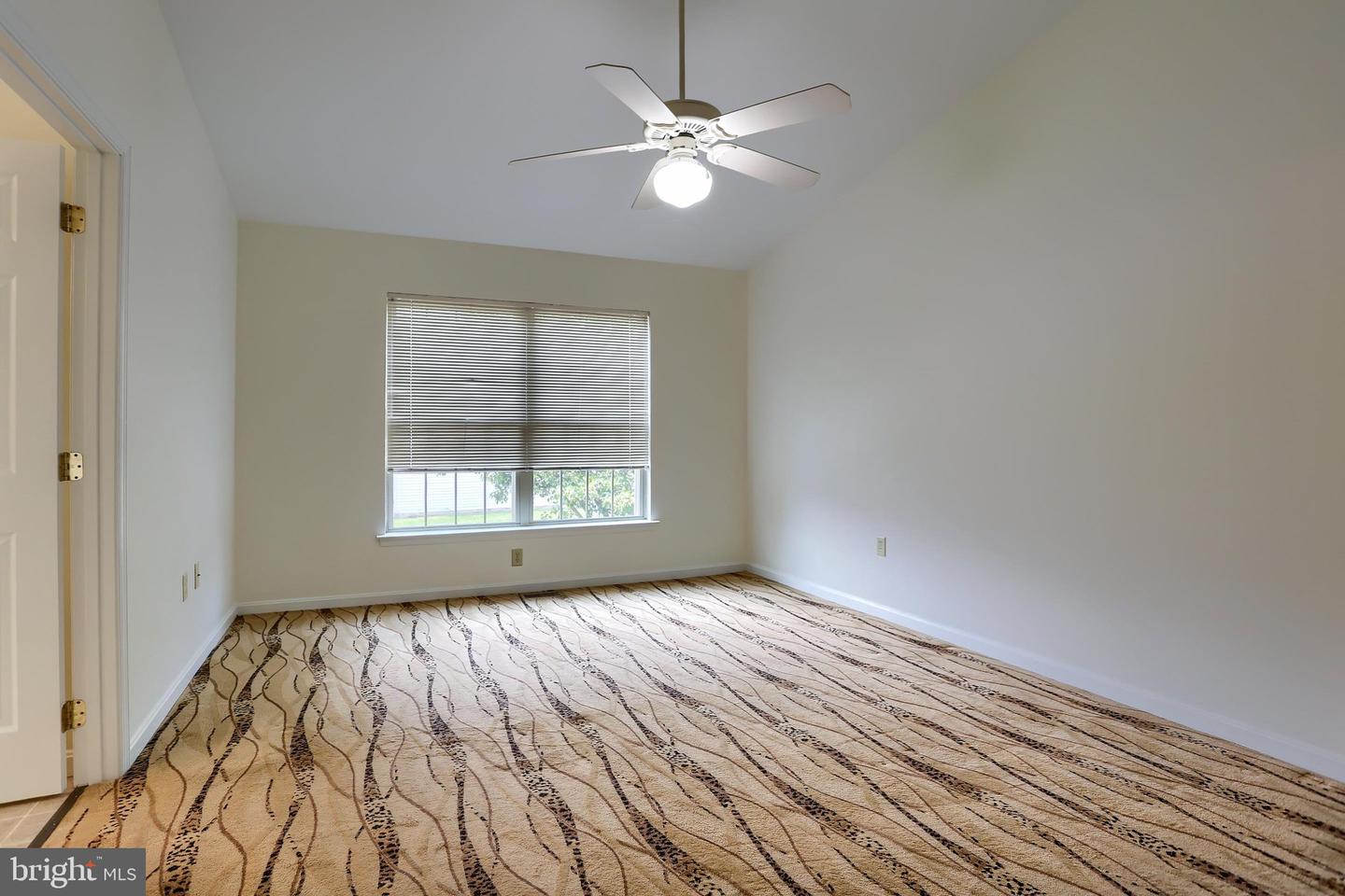 453 Waverly Woods Dr Property Photo 20