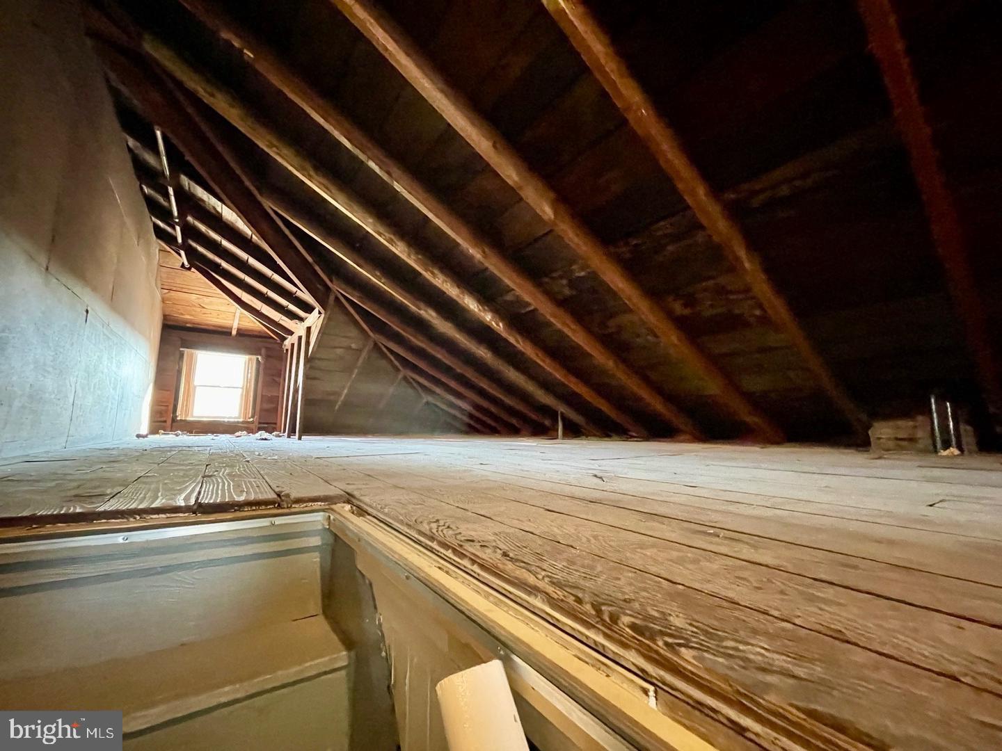 1709 Sycamore St Property Photo 16