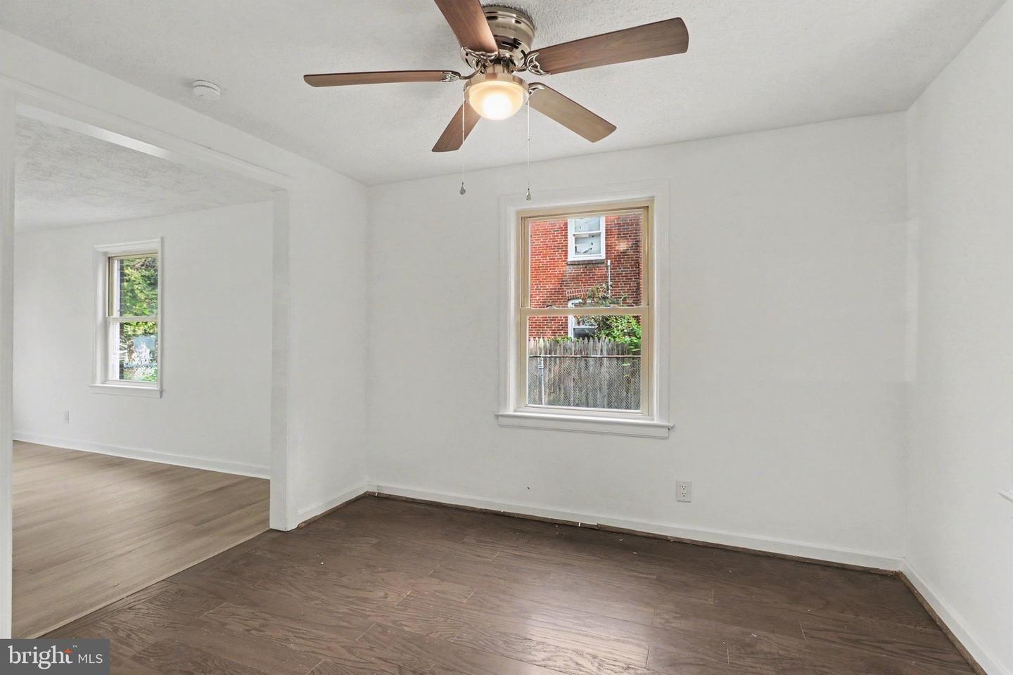 2635 Jefferson St Property Photo 8
