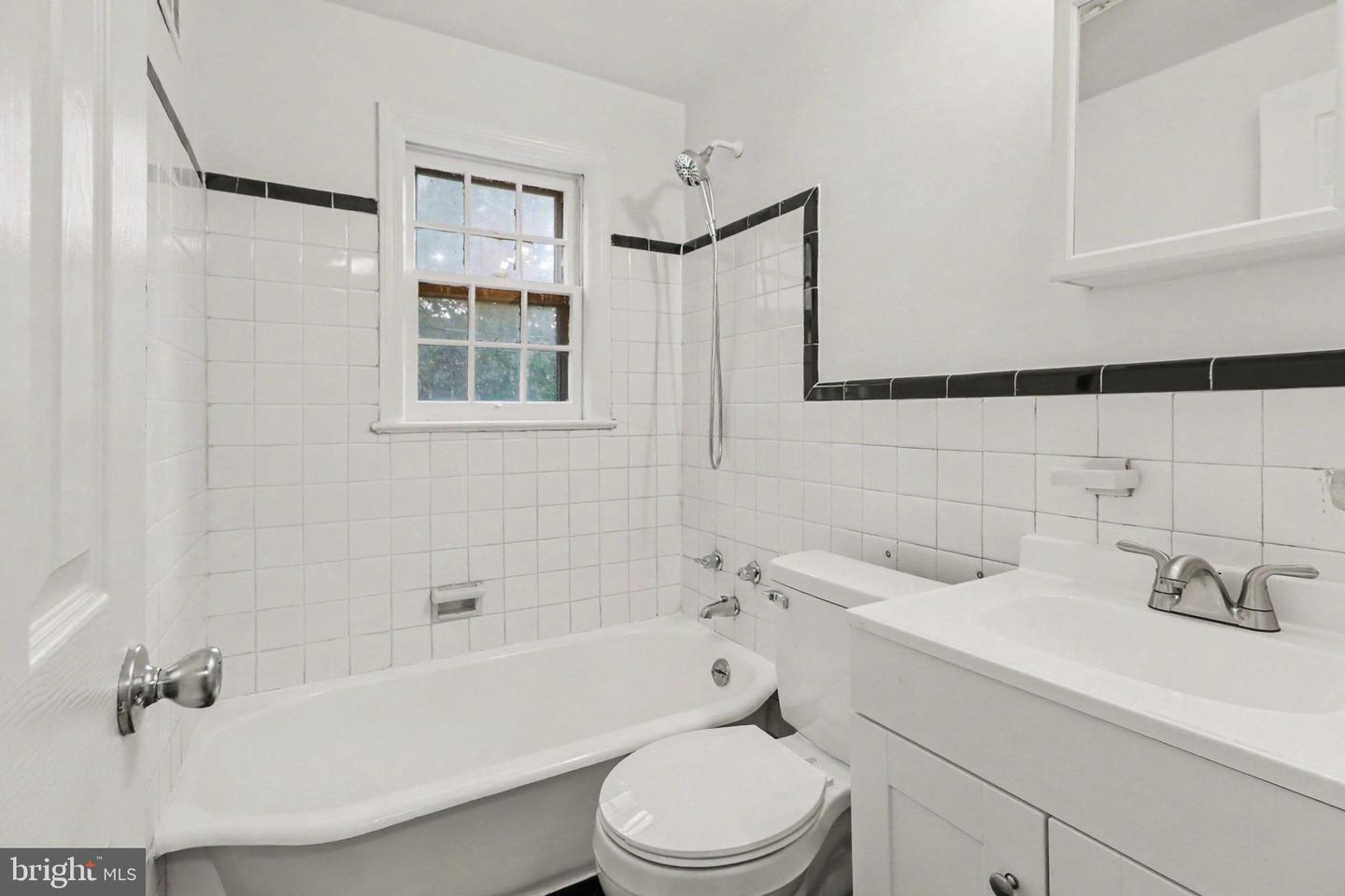 2635 Jefferson St Property Photo 22