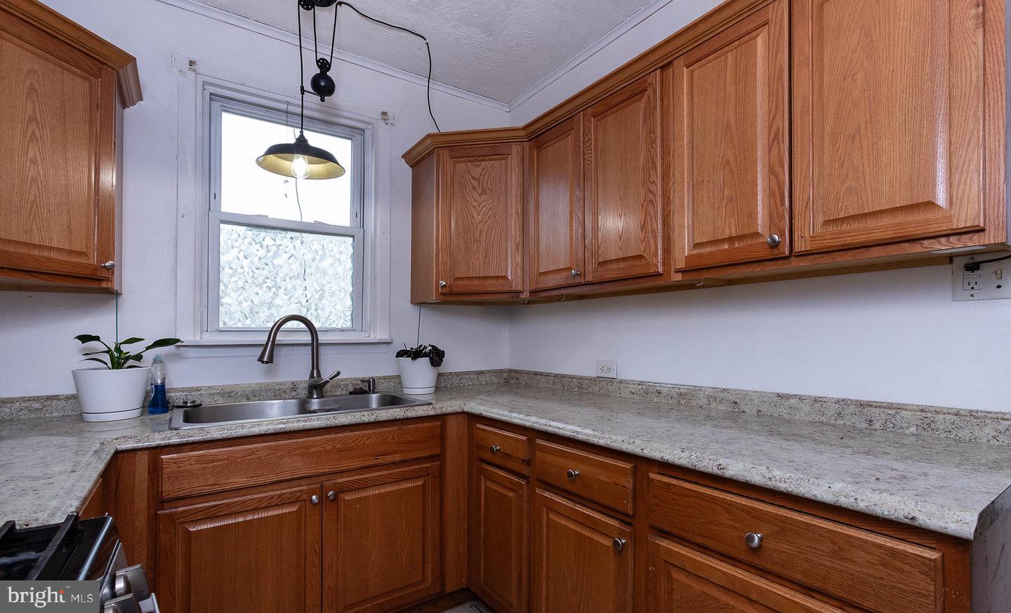 2721 Butler St Property Photo 22