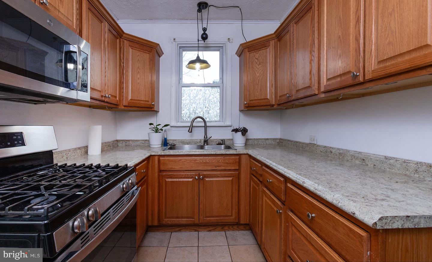 2721 Butler St Property Photo 23