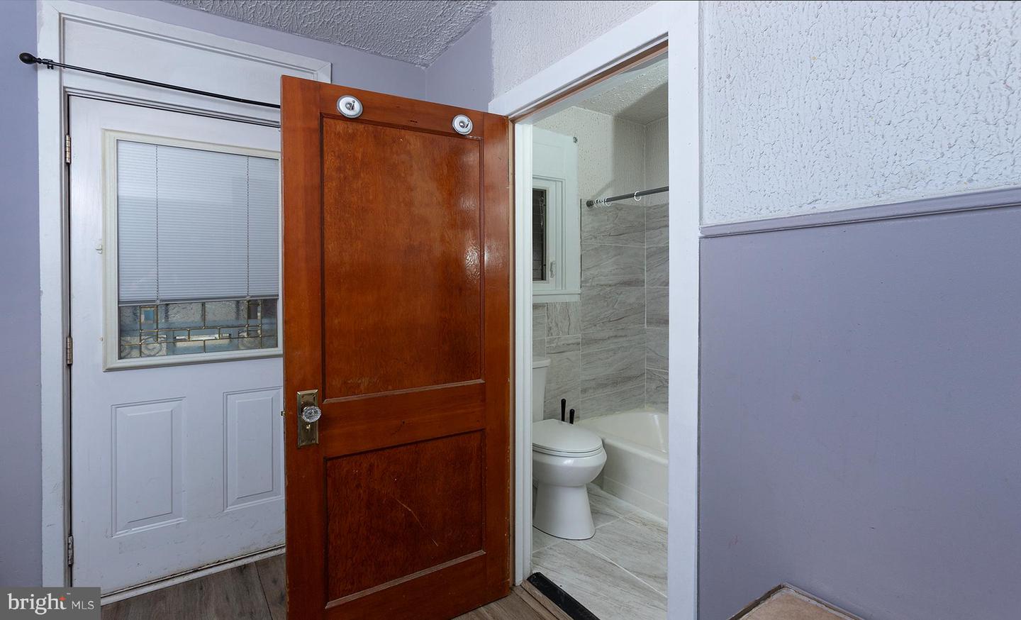 2721 Butler St Property Photo 25