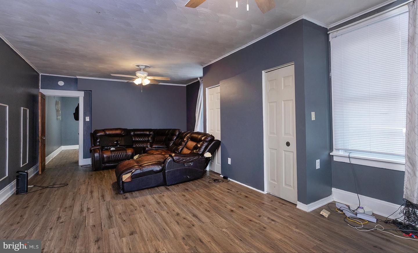 2721 Butler St Property Photo 31