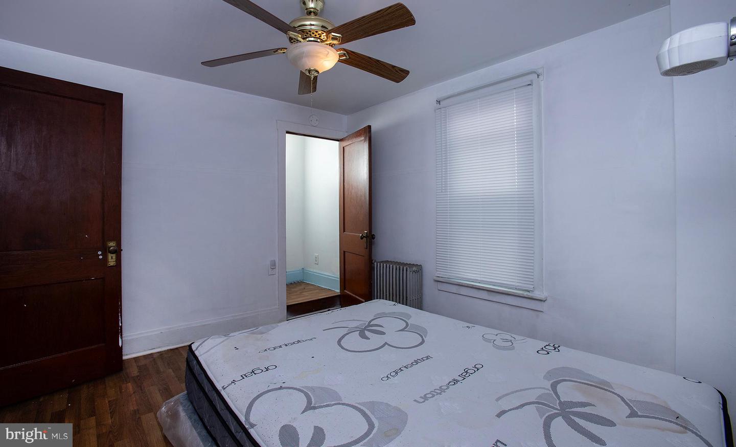 2721 Butler St Property Photo 38