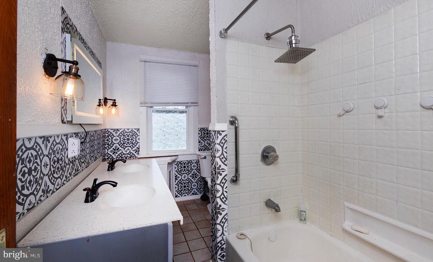 2721 Butler St Property Photo 42