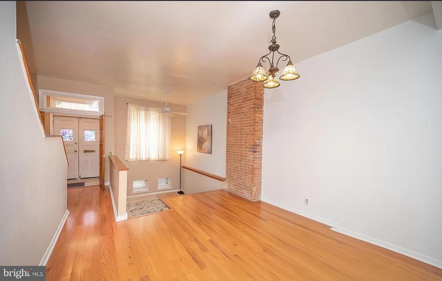 1726 Penn St Property Photo 6