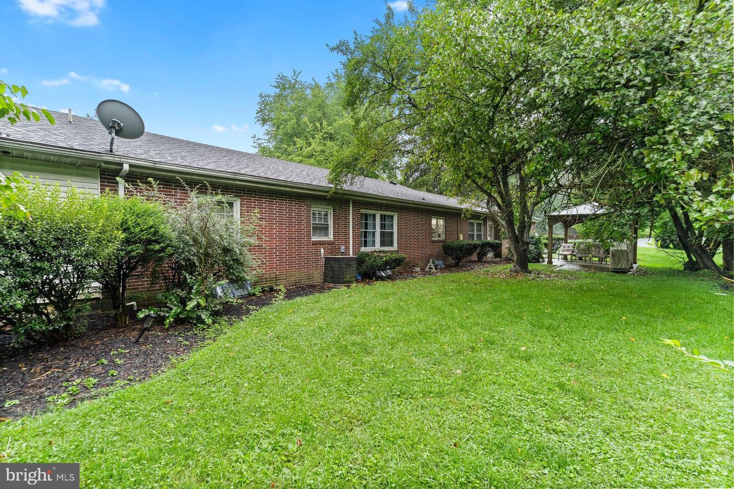 1601 Colonial Rd Property Photo 41