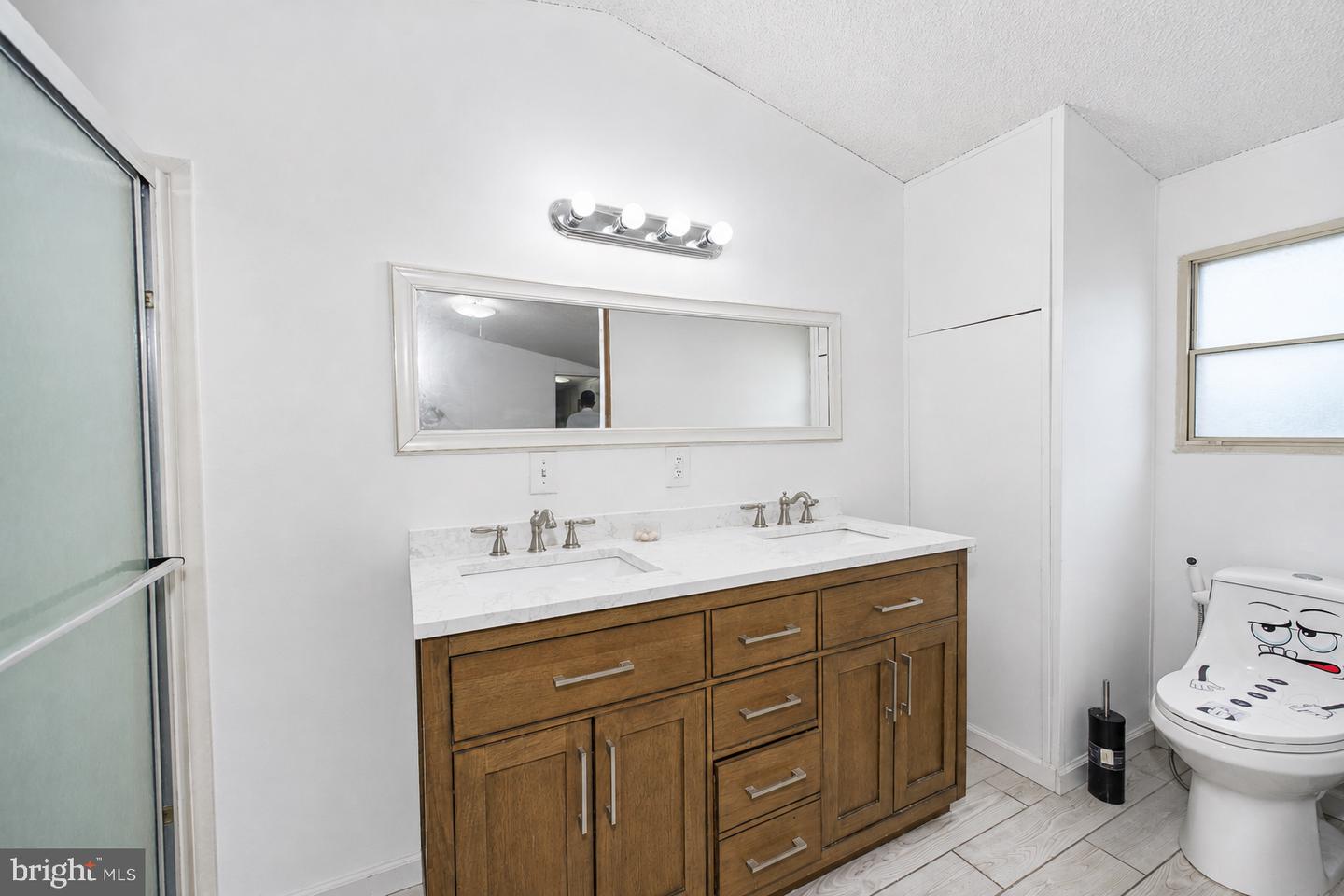 327 Caravan Ct Property Photo 11
