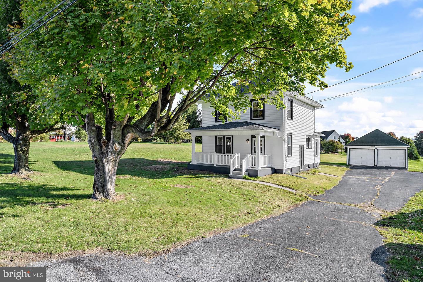 206 Hershey Rd Property Photo 2