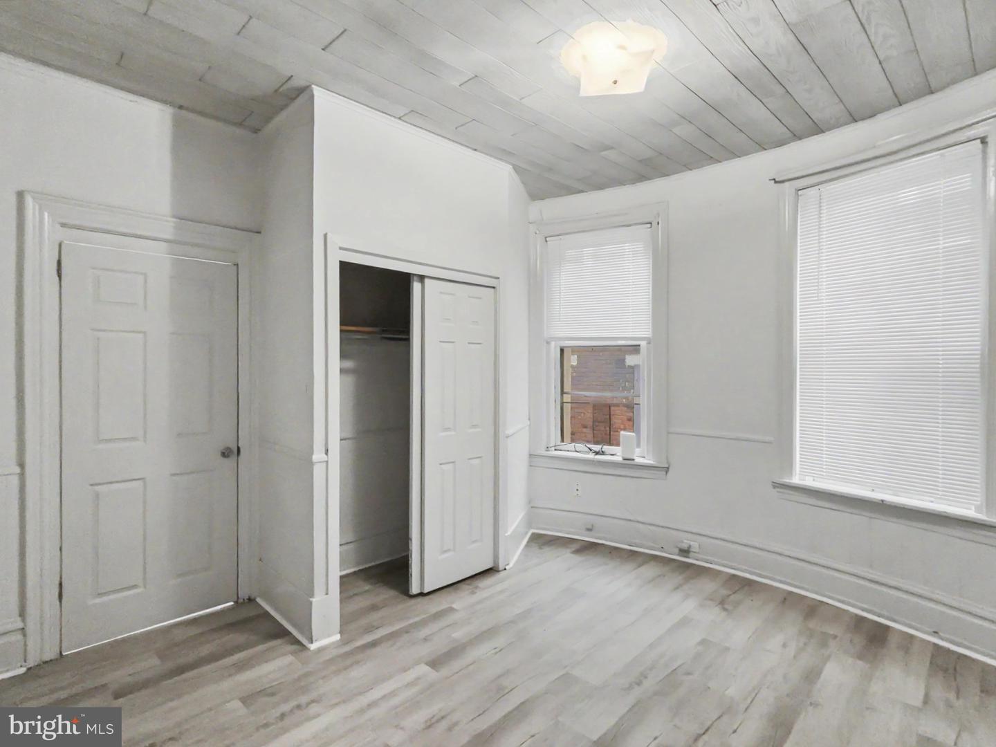 362 Locust St Property Photo 5