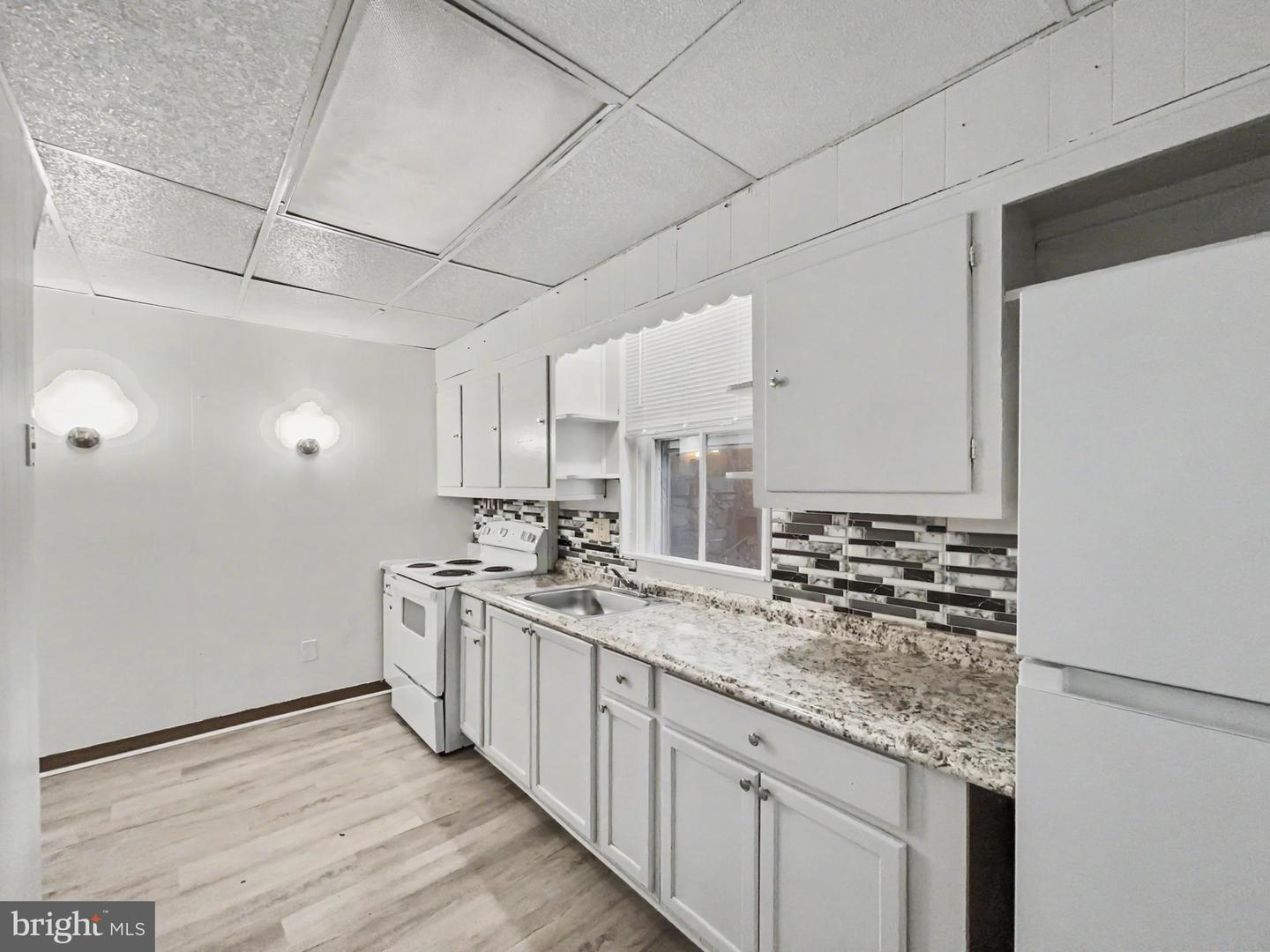 362 Locust St Property Photo 10