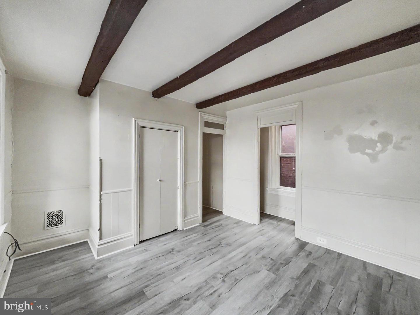 362 Locust St Property Photo 14
