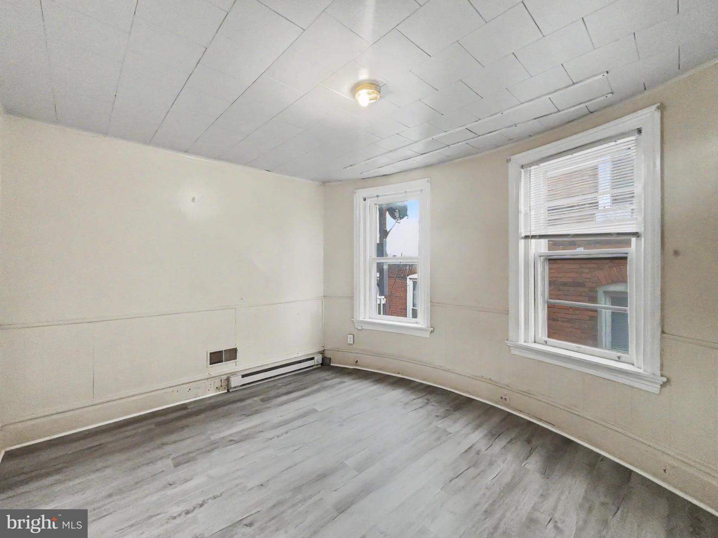 362 Locust St Property Photo 15