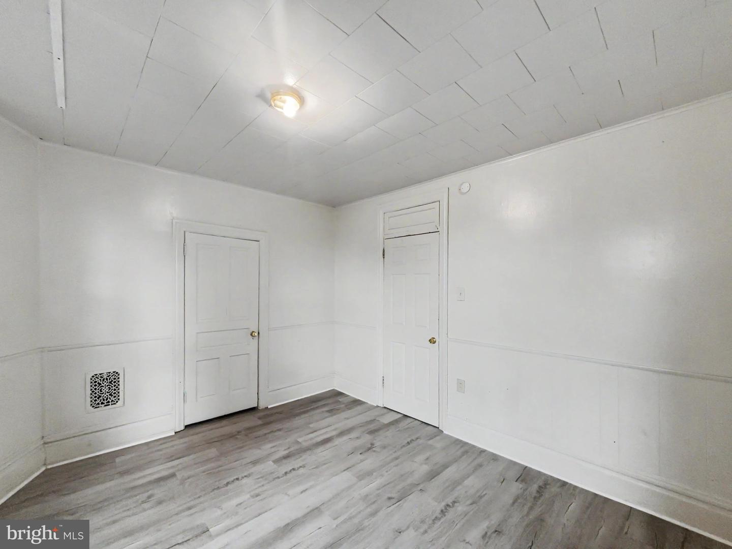 362 Locust St Property Photo 16
