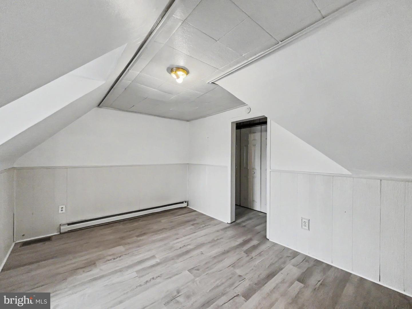362 Locust St Property Photo 24