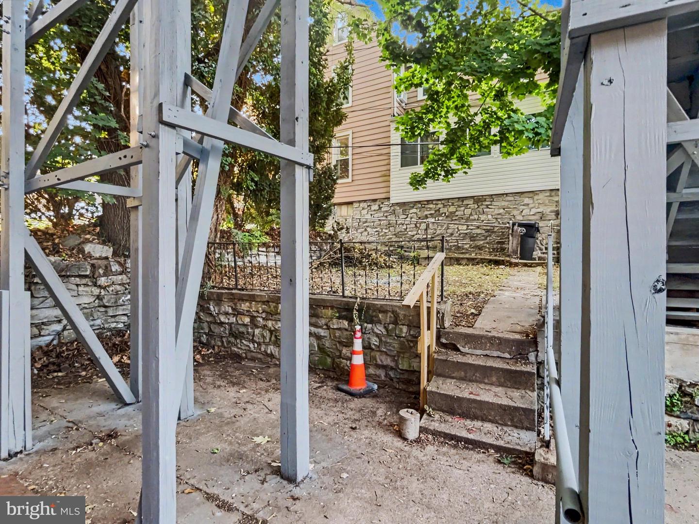 362 Locust St Property Photo 31