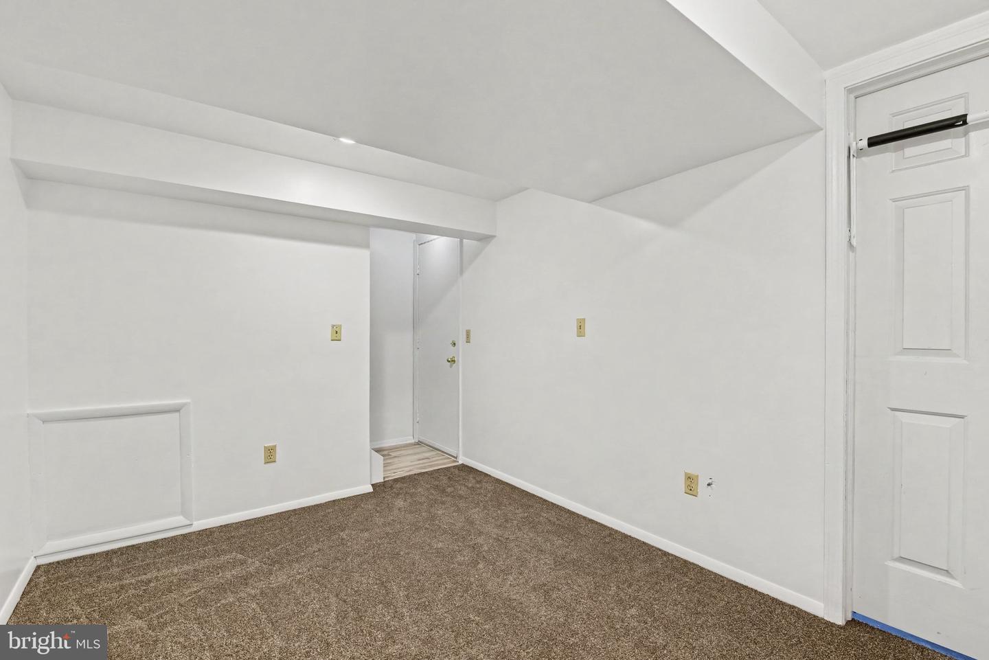 685 S 82nd St Property Photo 14