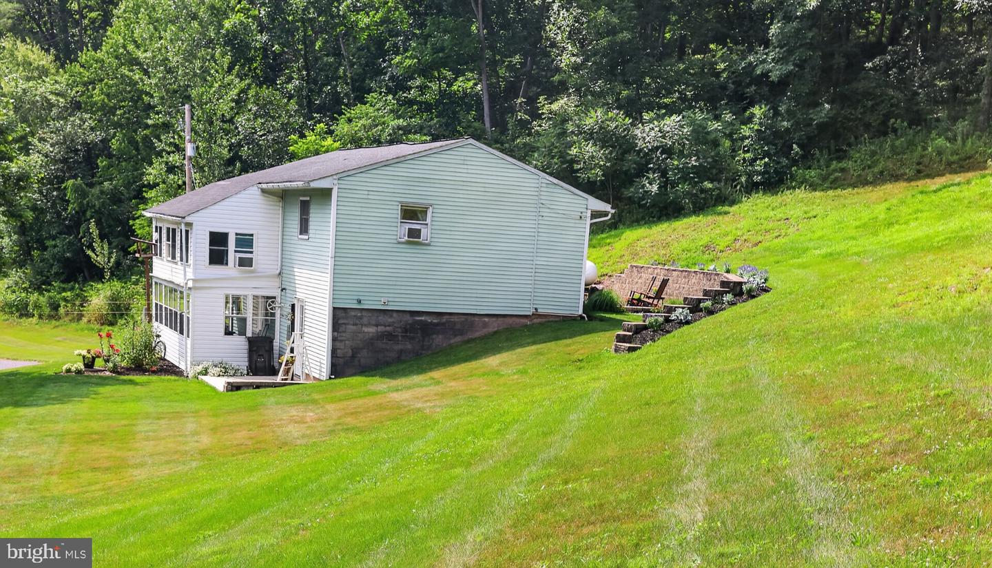 542 Honeymoon Trail Rd Property Photo 71