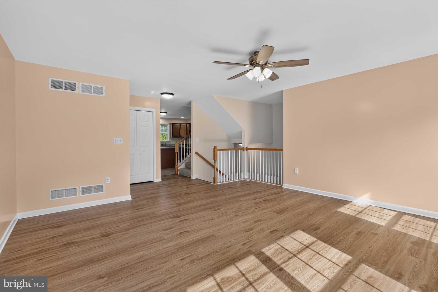9089 Joyce Ln Property Photo 6