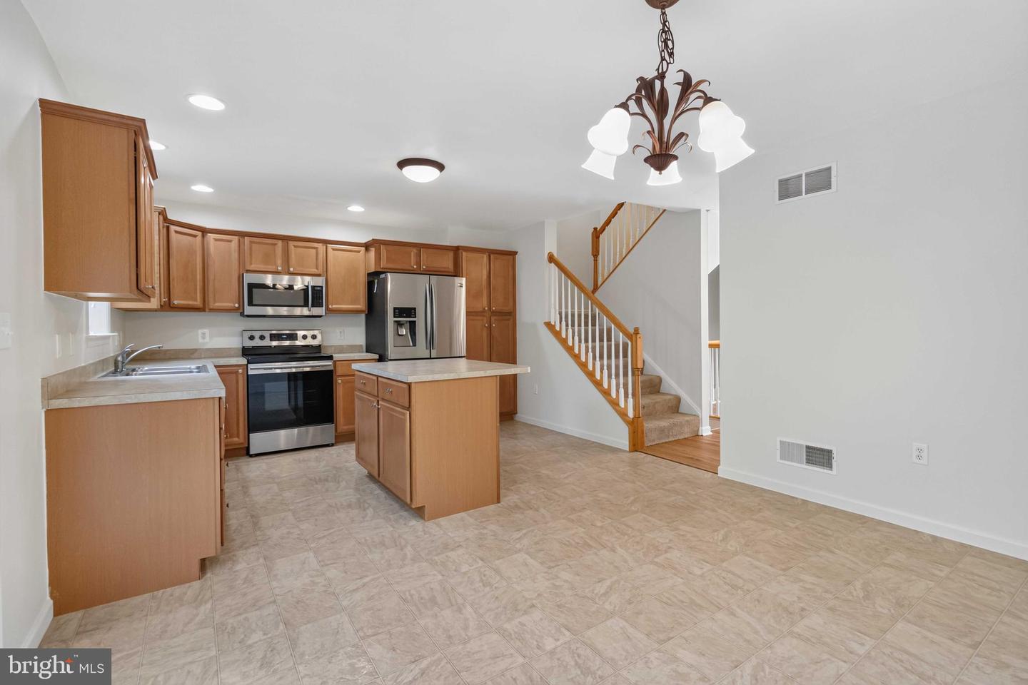 9089 Joyce Ln Property Photo 10