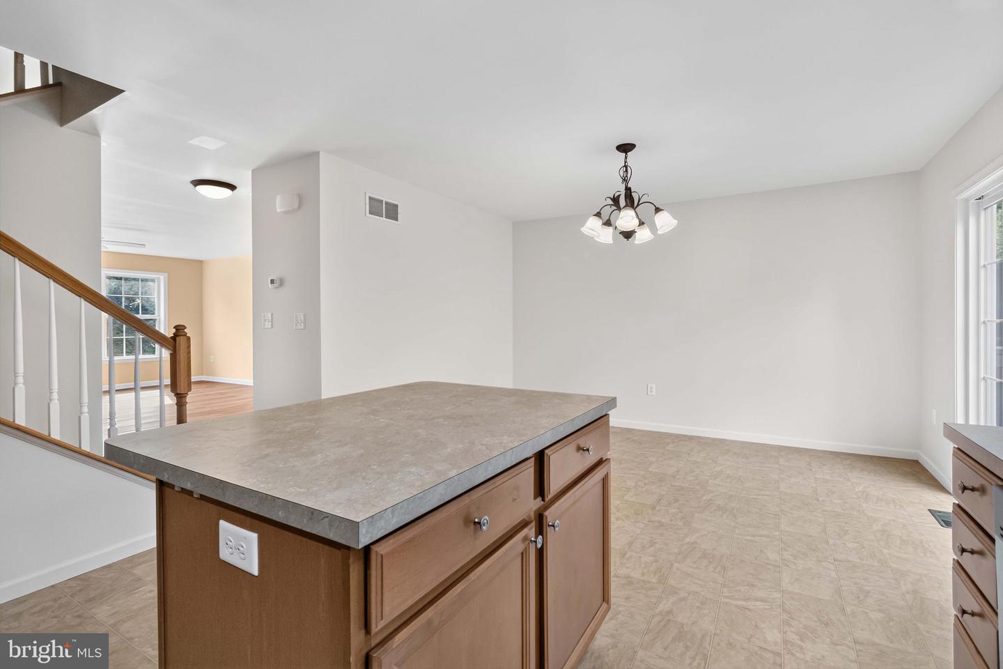 9089 Joyce Ln Property Photo 13