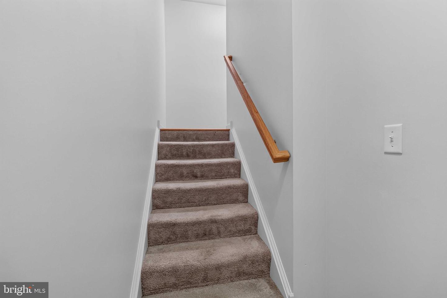 9089 Joyce Ln Property Photo 16