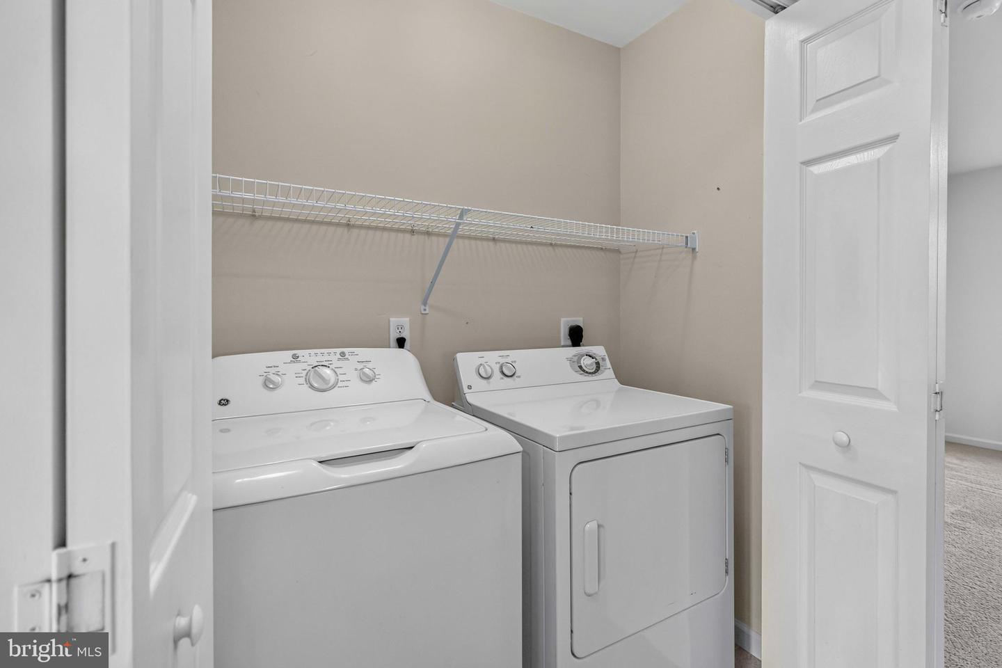 9089 Joyce Ln Property Photo 25