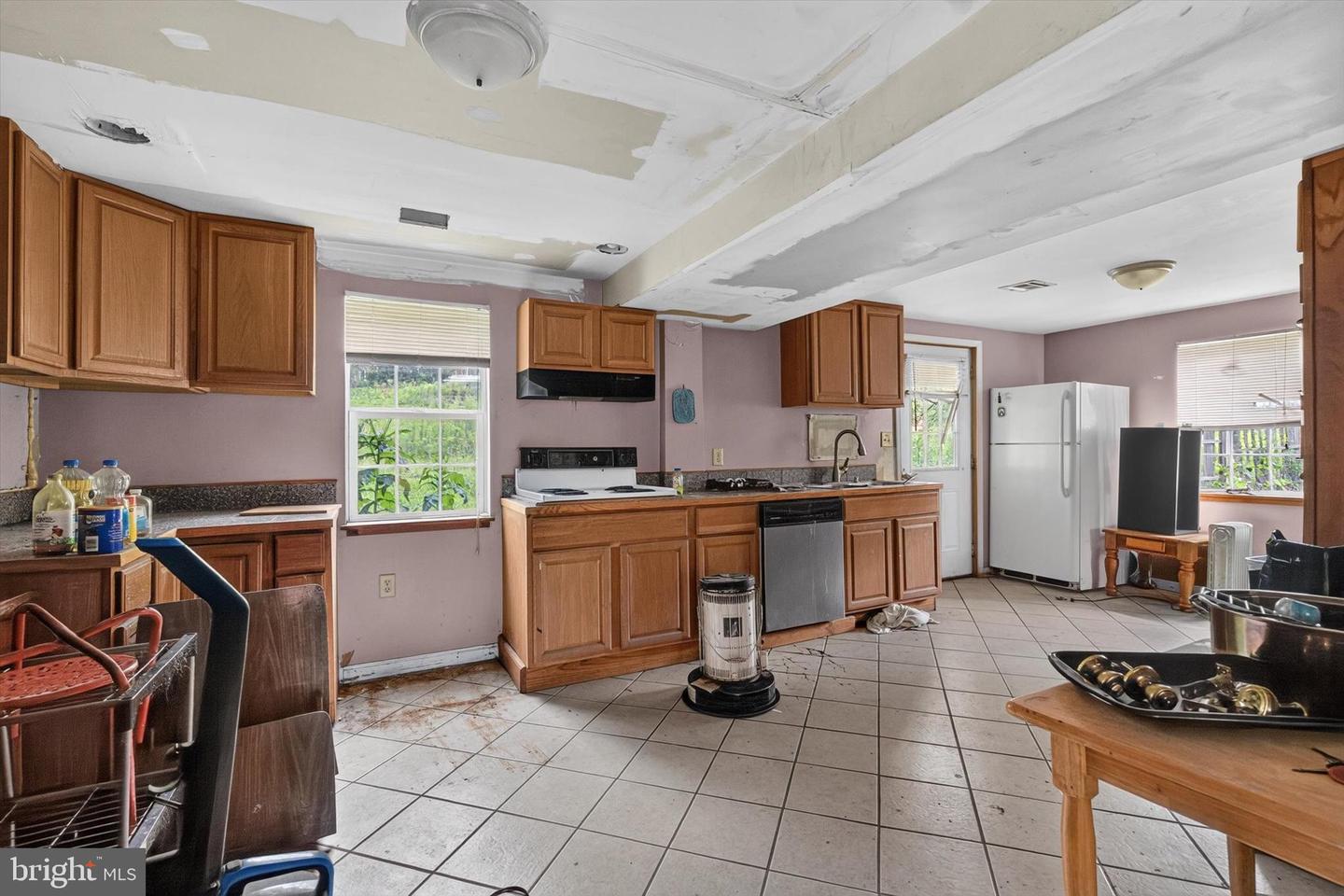 204 Walnut St Property Photo 6