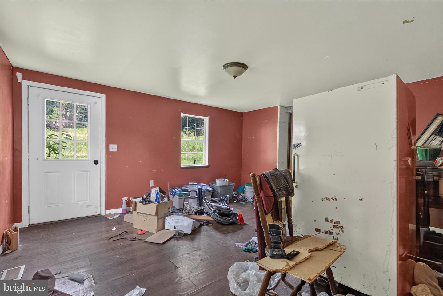 204 Walnut St Property Photo 12