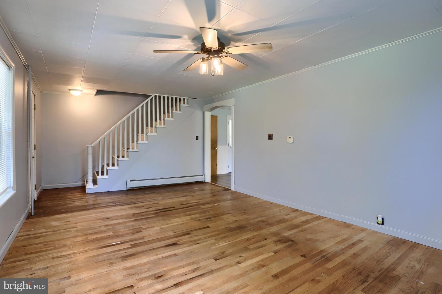 301 Lenker Rd Property Photo 6