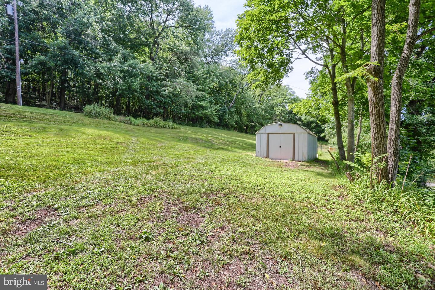 301 Lenker Rd Property Photo 37