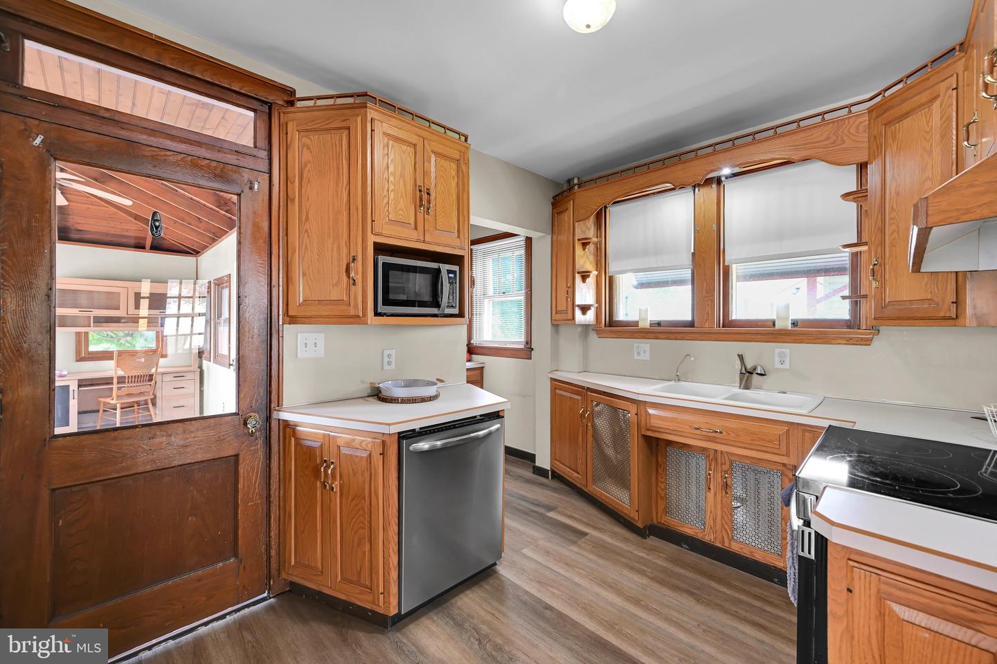 623 Pottsville St Property Photo 14