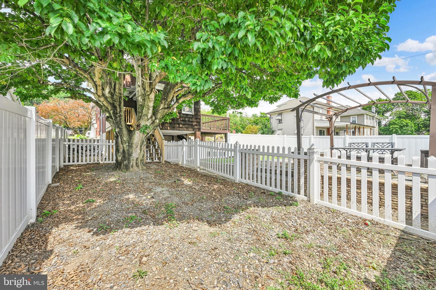 623 Pottsville St Property Photo 30
