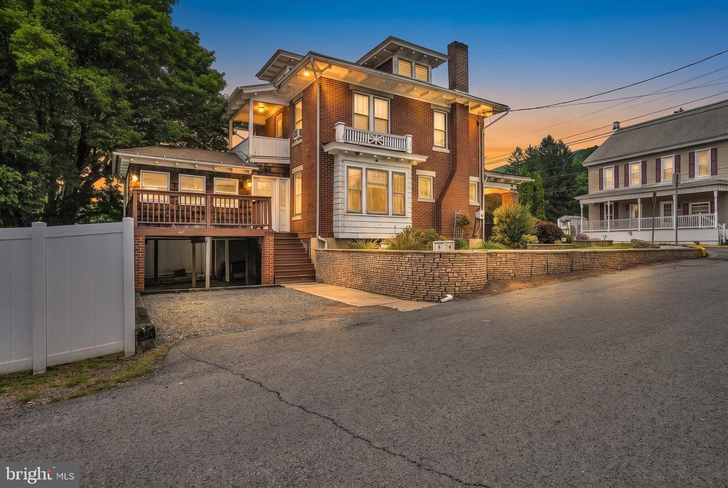 623 Pottsville St Property Photo 36