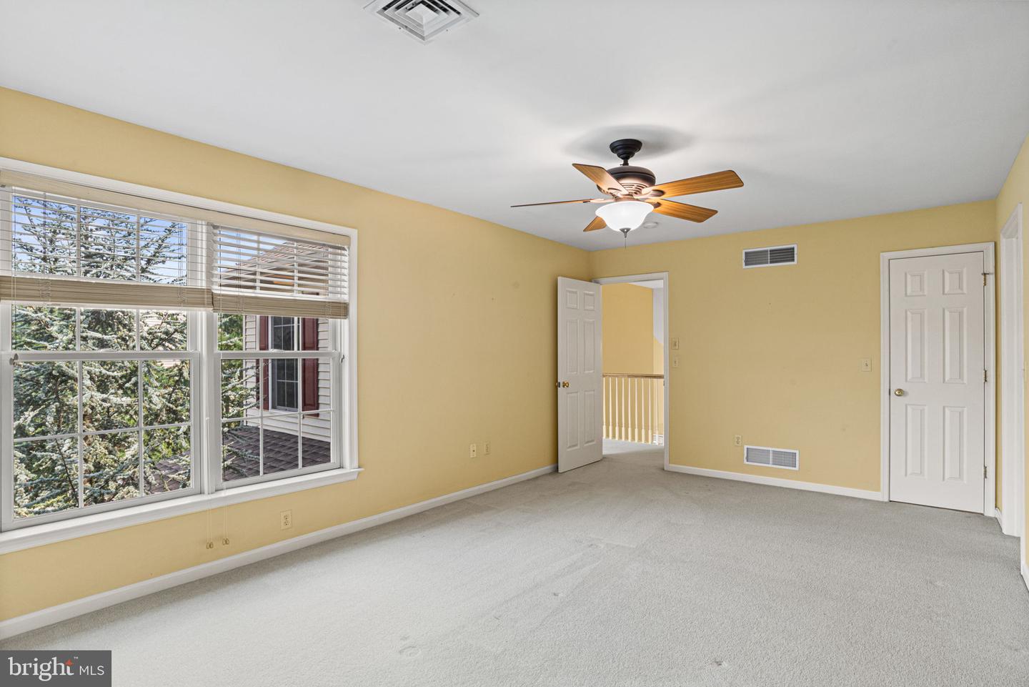 2271 Southpoint Dr Property Photo 25