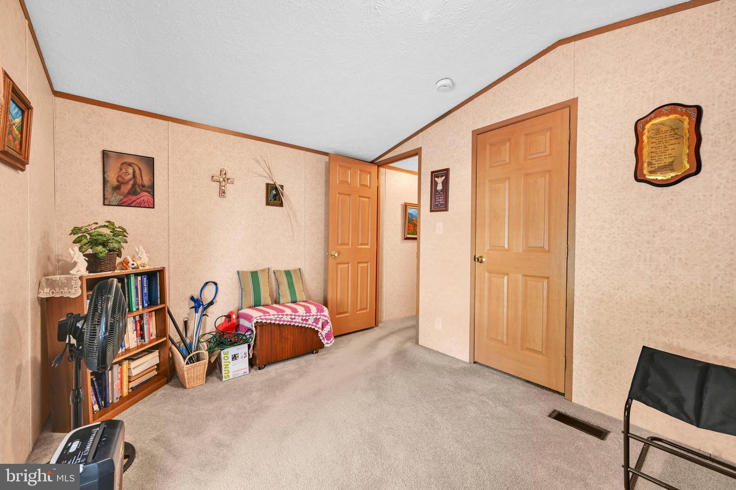 140 David Dr Property Photo 24