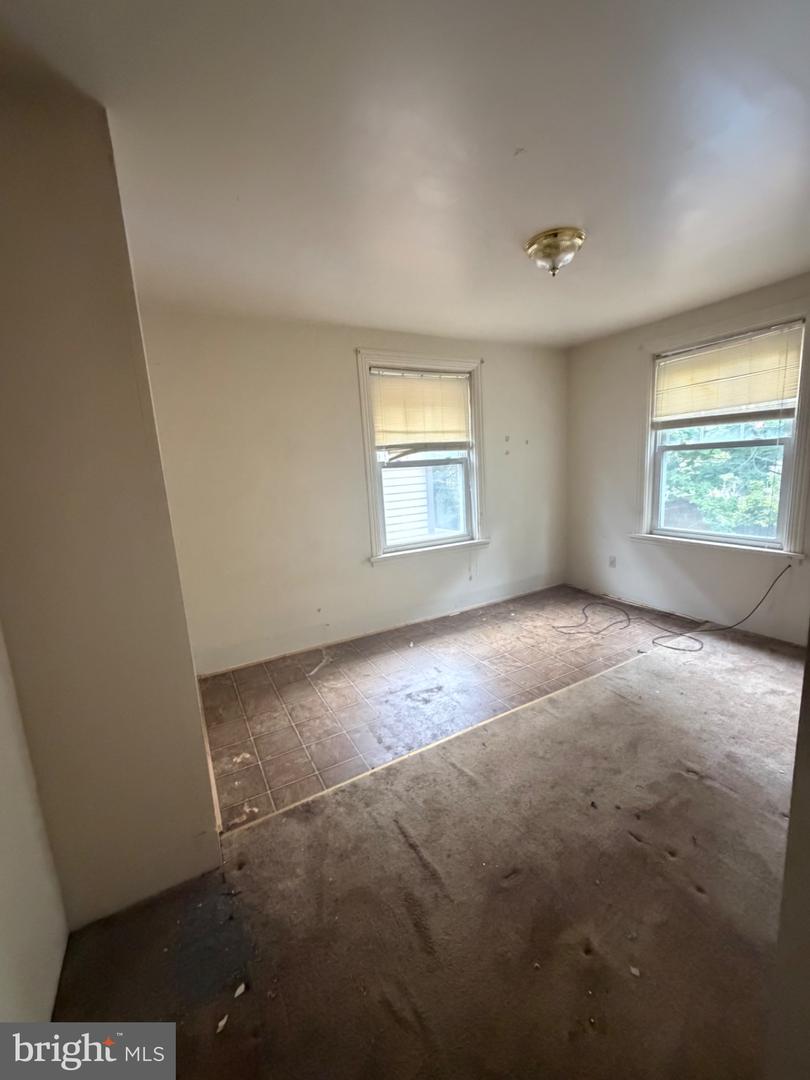 1612 Briggs St Property Photo 13