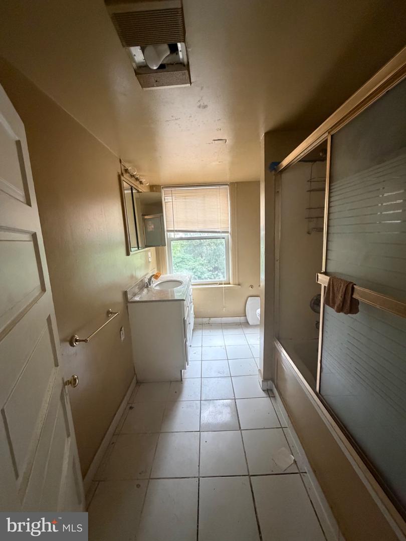 1612 Briggs St Property Photo 16