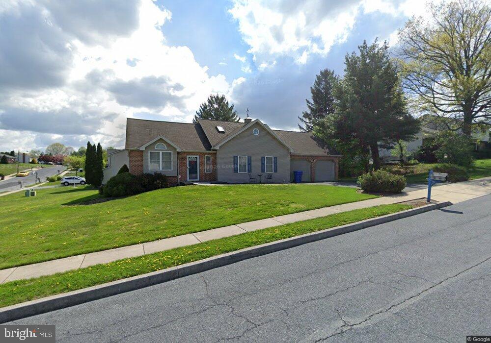 331 Eddington Ave Property Photo 1