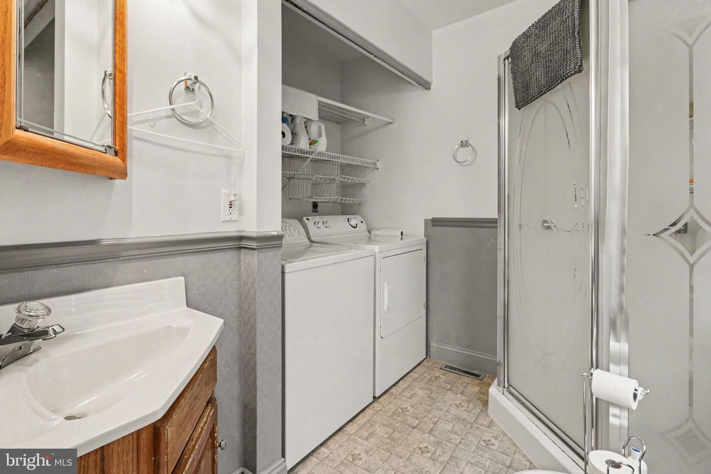 331 Eddington Ave Property Photo 13