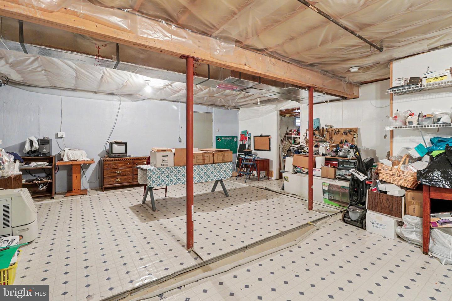 331 Eddington Ave Property Photo 28