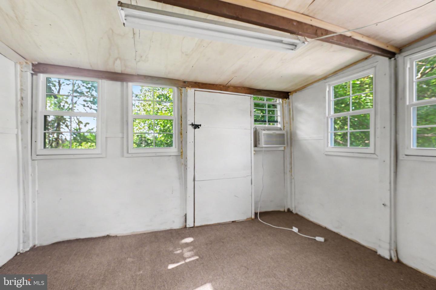 2120 Walnut St Property Photo 22