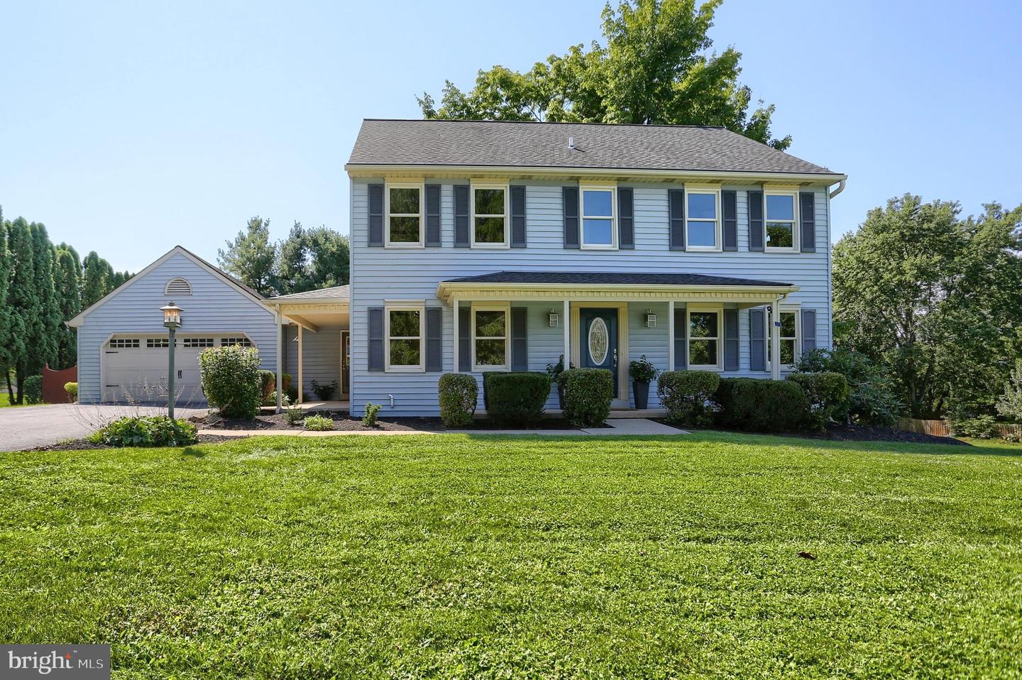 341 DOGWOOD DR